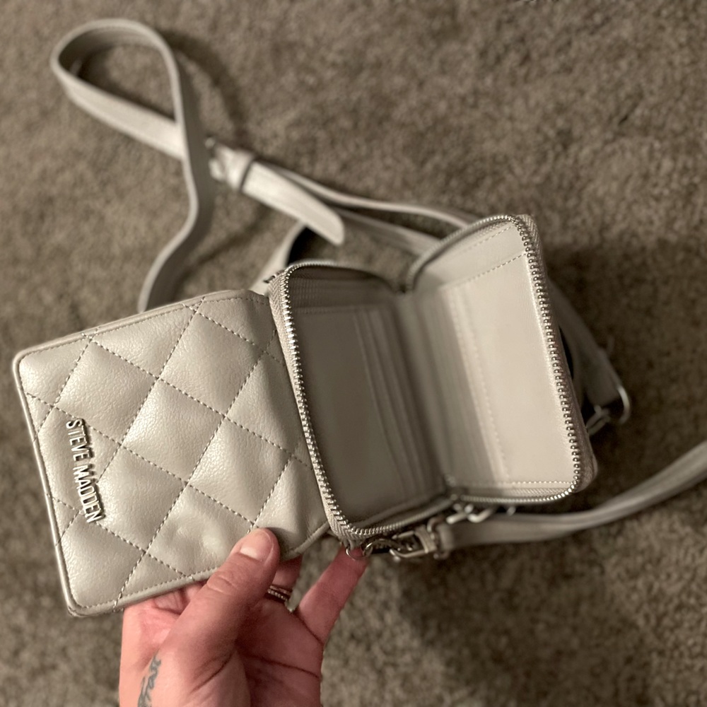 STEVE MADDEN WALLET PURSE W/ LONG STRAP